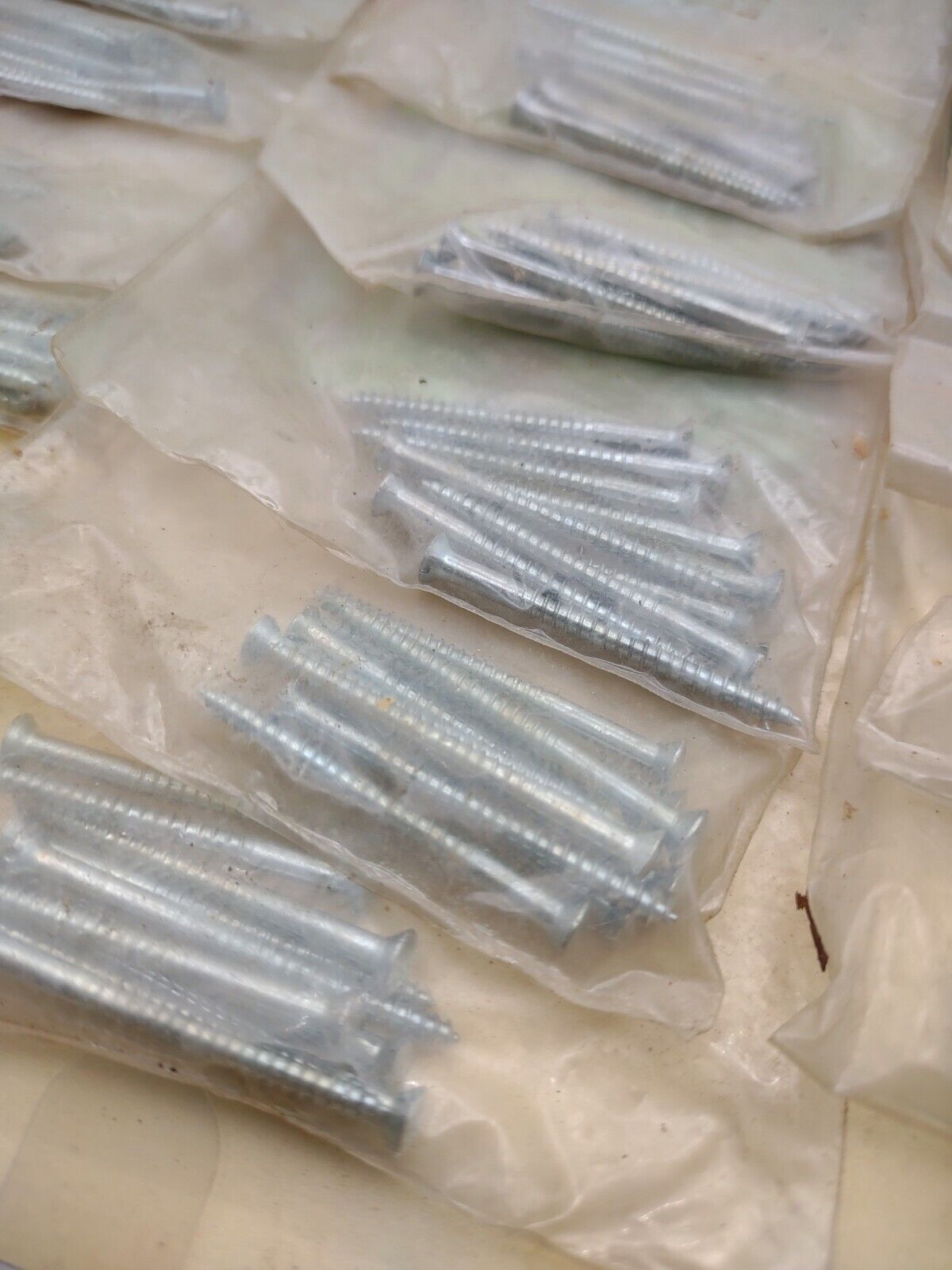 #4 x 1-1/2" Slotted Oval Head Reed & Prince Wood Screws (150pcs) NOS Lot RP119