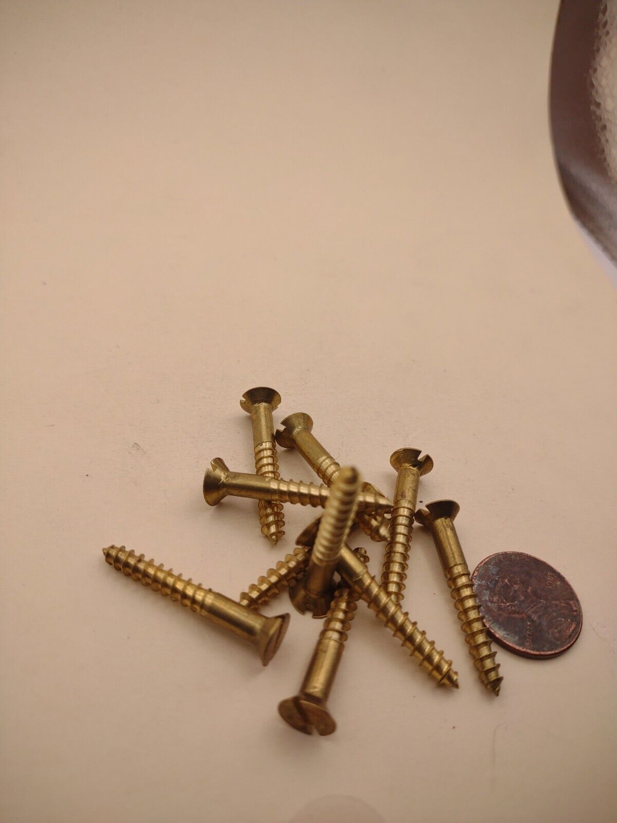 #8 x 1-1/4" NOS Flat Head Slotted Brass Wood Screws Pack of (10) BOX0249P