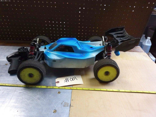 Durango DEX8 1/8 Scale 4wd RC Buggy – Used W/ remote #001