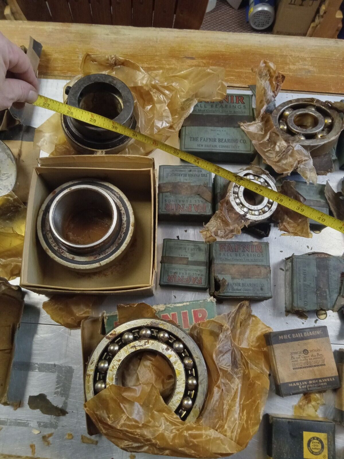 Huge lot of antique ball bearings - Fafnir, MRC 60pcs 100+lbs - Metal Art Assort