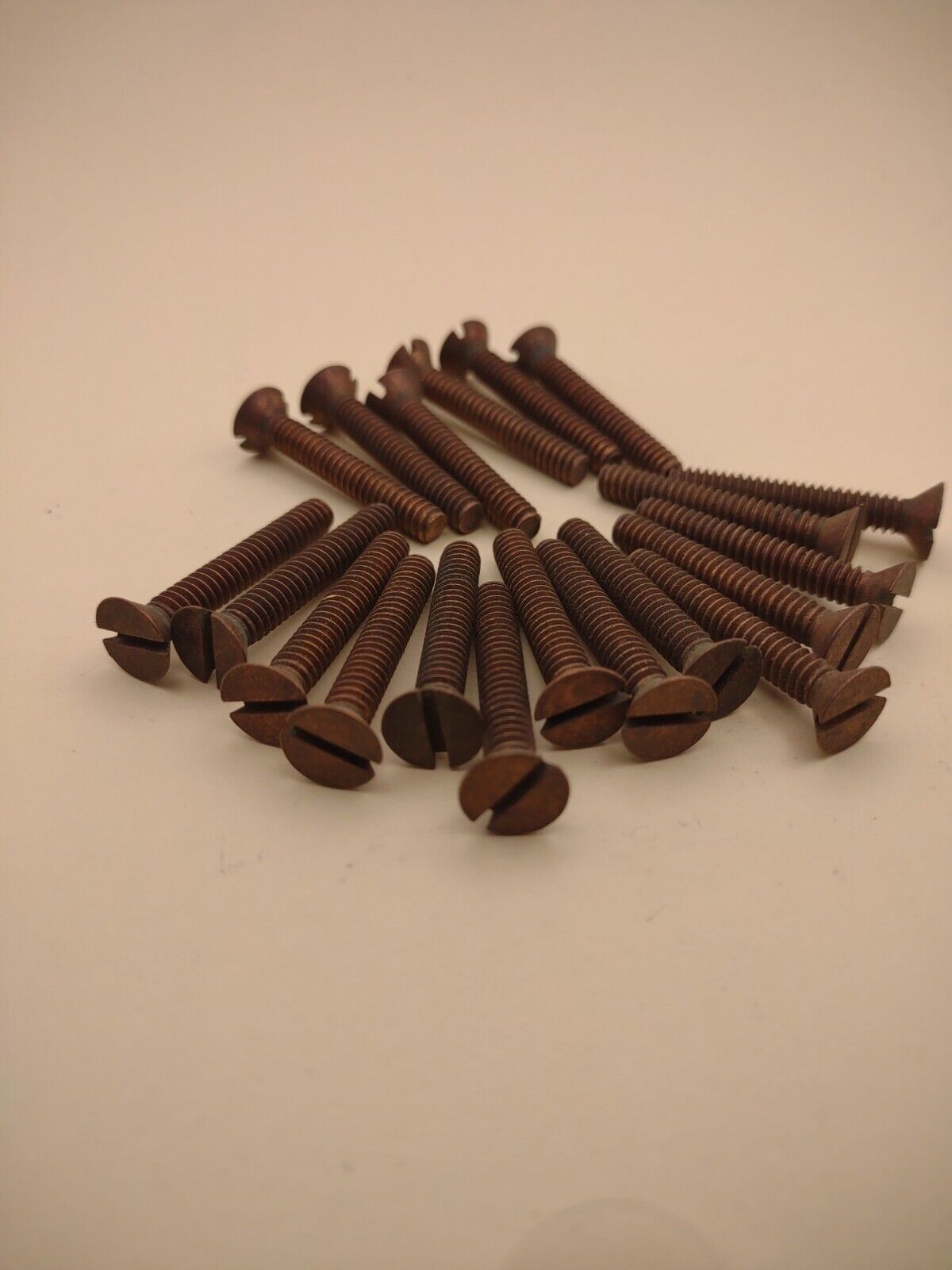 10-24 x 1-1/4" Silicon Bronze Slotted Flat Head Machine Screws (20) Pack SBMS05