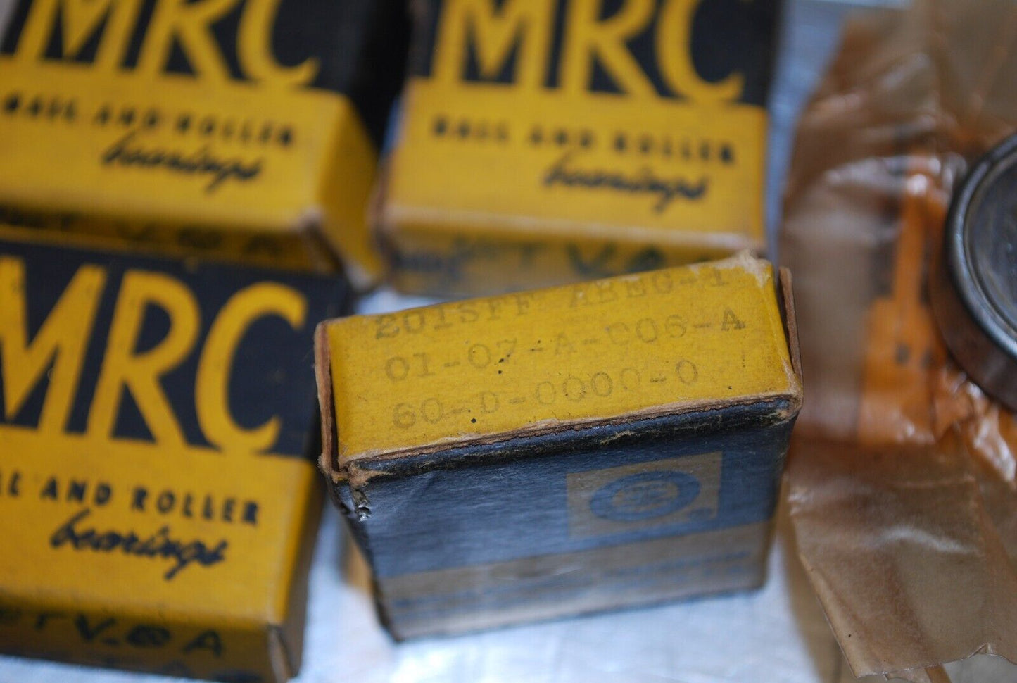MRC 201SFF ABEC-1 Ball Bearings - Lot of Qty (5) NOS - RBL152