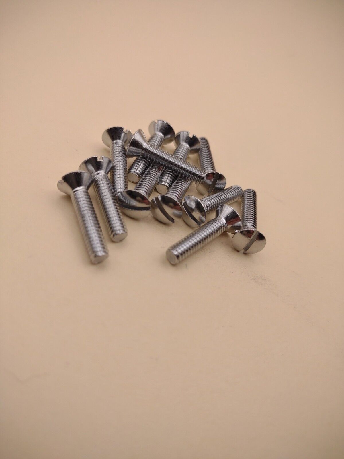 8-32 x 3/4" Oval Head Slotted Chrome Brass Machine Screws (12 pack) NOS CBMS14