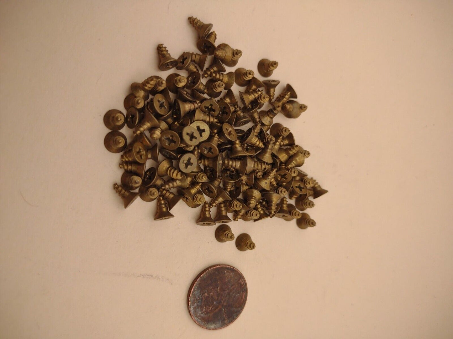 #4 x 1/4" NOS Flat Head Phillips Brass Wood Screws Lot of (128pcs) BOX0219