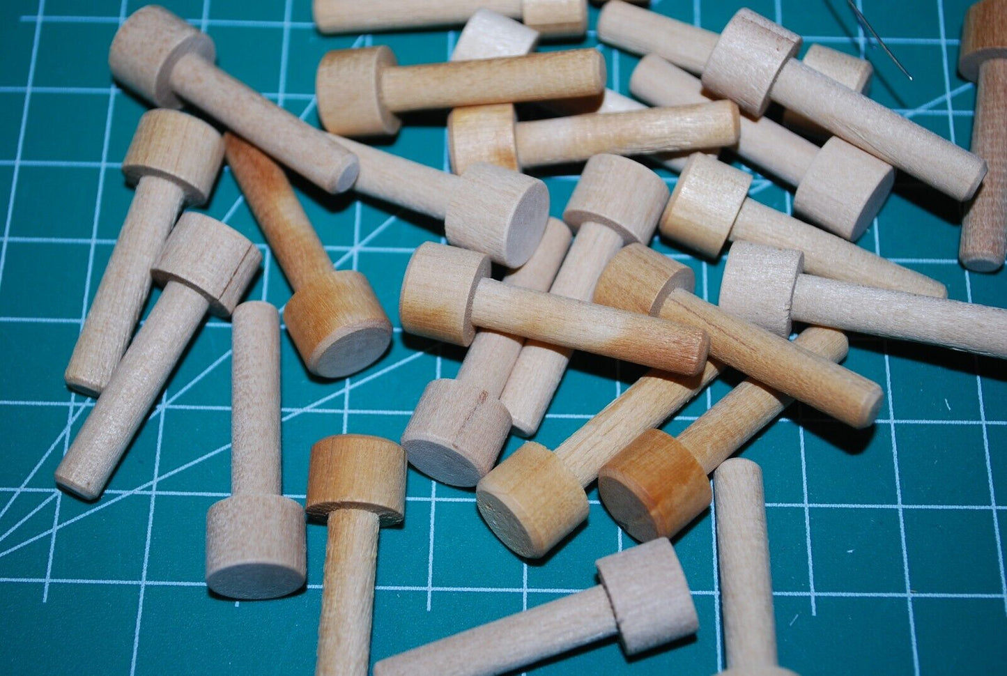 1/4" Tenon x 1-5/8" Unfinished Hardwood Toy Axle Peg 25pc Packs Lot #TA10