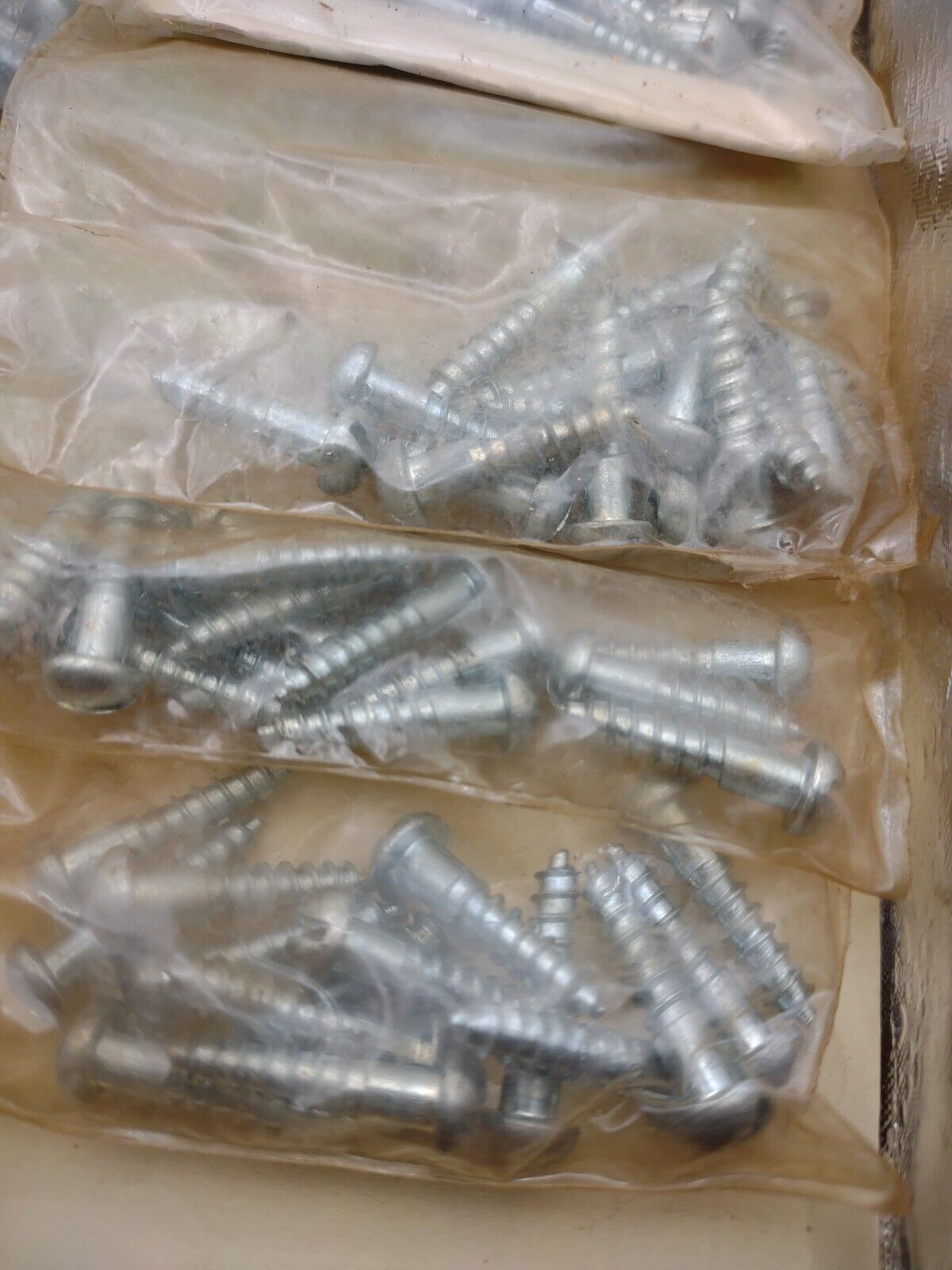 #8 x 3/4" Slotted Round Head Reed & Prince Wood Screws (195pcs) NOS Lot RP093