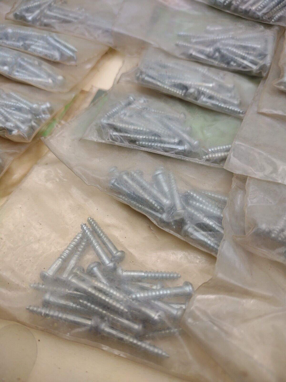 #4 x 3/4" Slotted Round Head Reed & Prince Wood Screws (360pcs) NOS Lot RP077