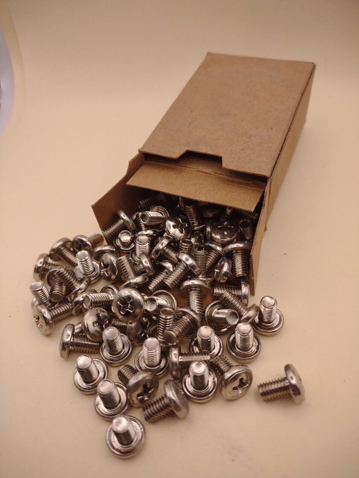 10-32 x 5/16" Binding Head Phillips Chrome Brass Machine Screws (100 Box) CBMS08