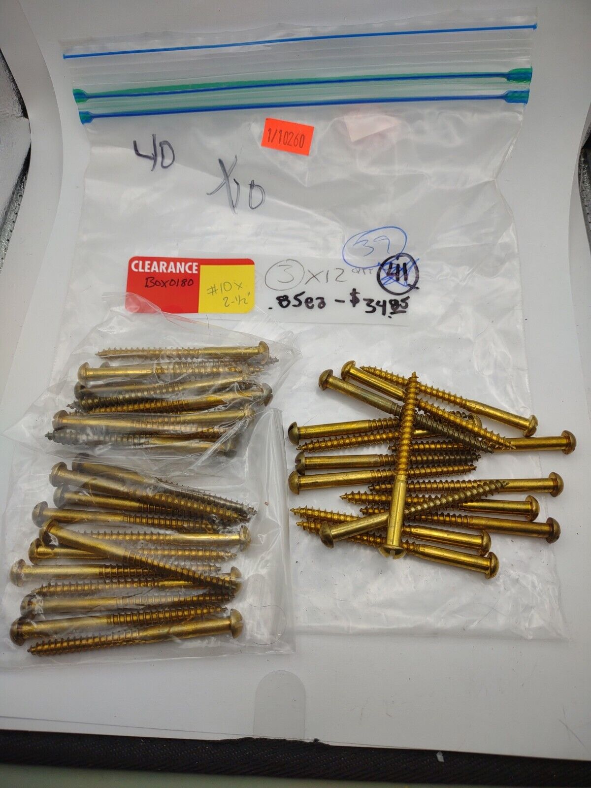 Lot of (39) #10 x 2-1/2" NOS Round Head Slotted Brass Wood Screws BOX0180