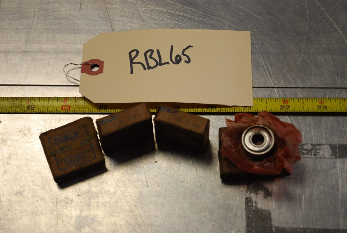 SKF R8ZY Ball Bearings - Lot of Qty (4) NOS - RBL065