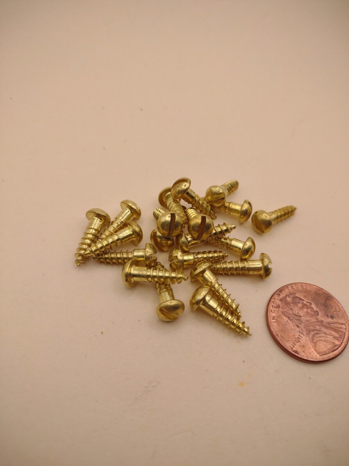 #6 x 1/2" NOS Round Head Slotted BRASS Wood Screws Pack of (20) BOX0288P