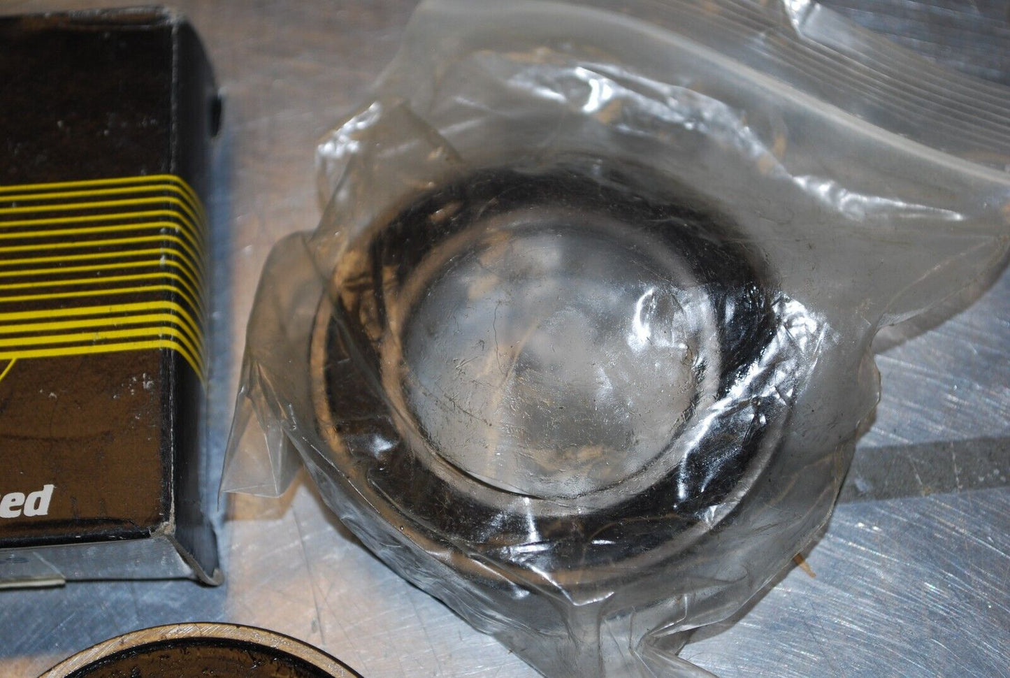 Bearings Unlimited 6008 2RS Ball Bearings - Lot of Qty (5) NOS - RBL039