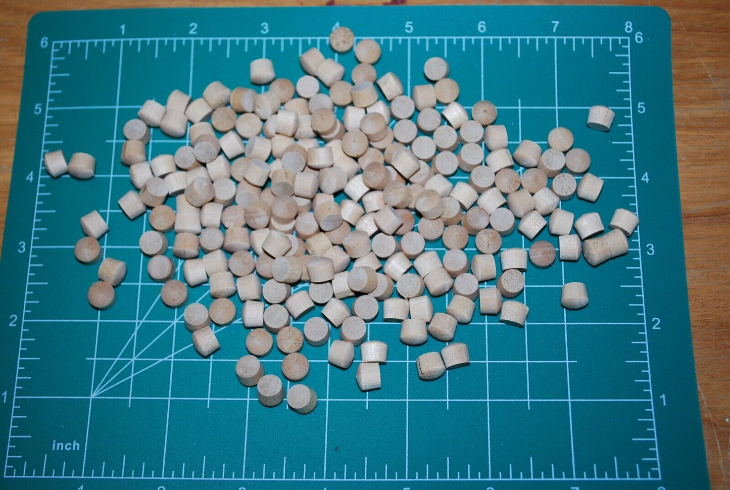 5/16" Oval Top Birch Wood Plugs 200pc Packs - PL07