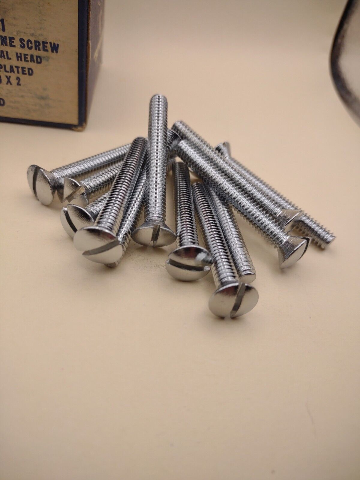 1/4"-20 x 2" Oval Head Slotted Chrome Brass Machine Screws 12 pack NOS CBMS53