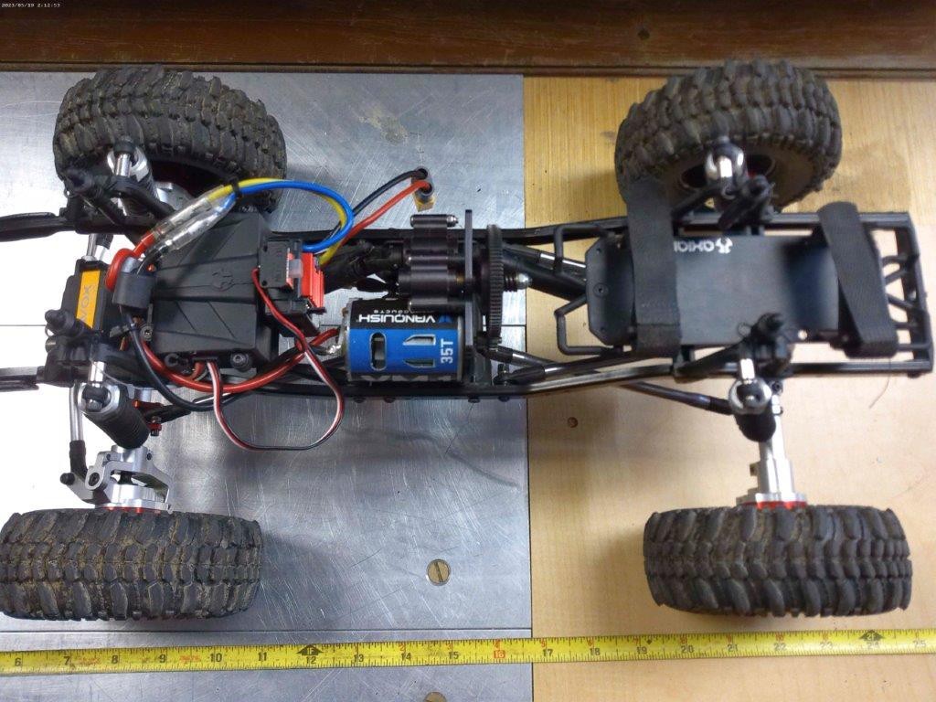 1/10 Axial SCX10 based Custom RC Crawler Truck – Metal Upgrades Portals RTR #009