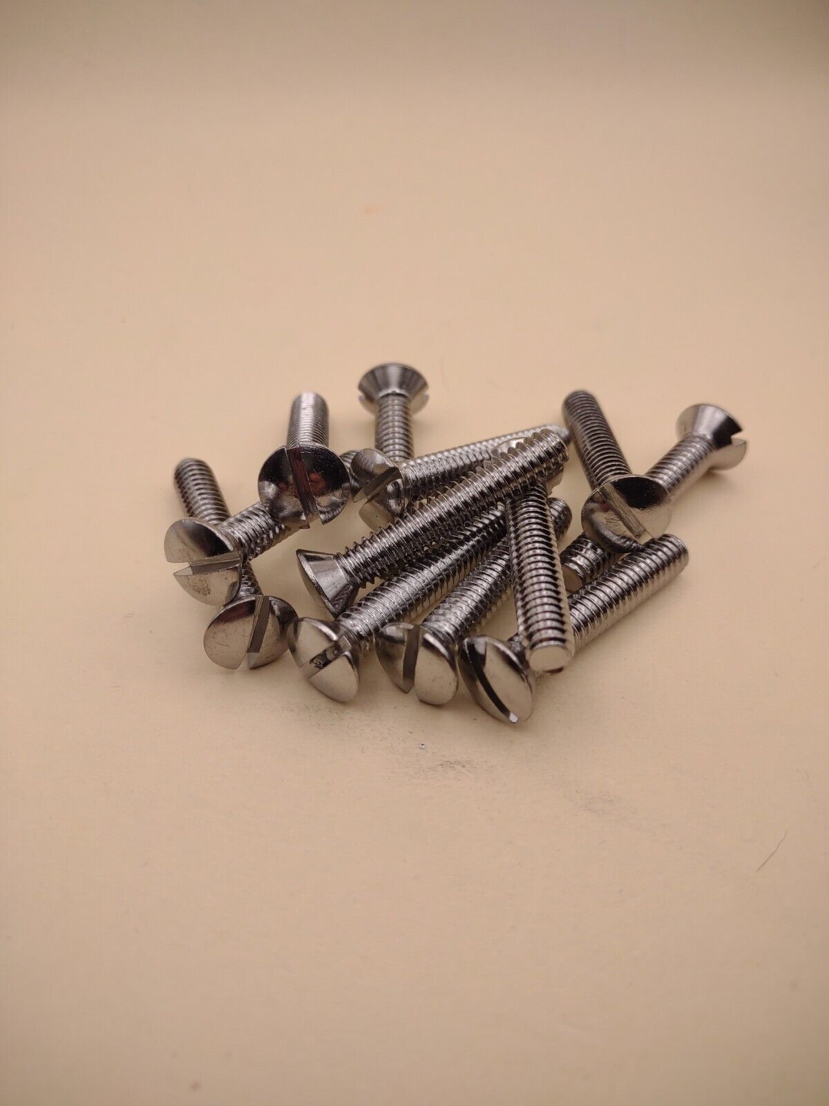 1/4"-20x 1-1/2" Oval Head Slotted Chrome Brass Machine Screws 12 pack NOS CBMS51