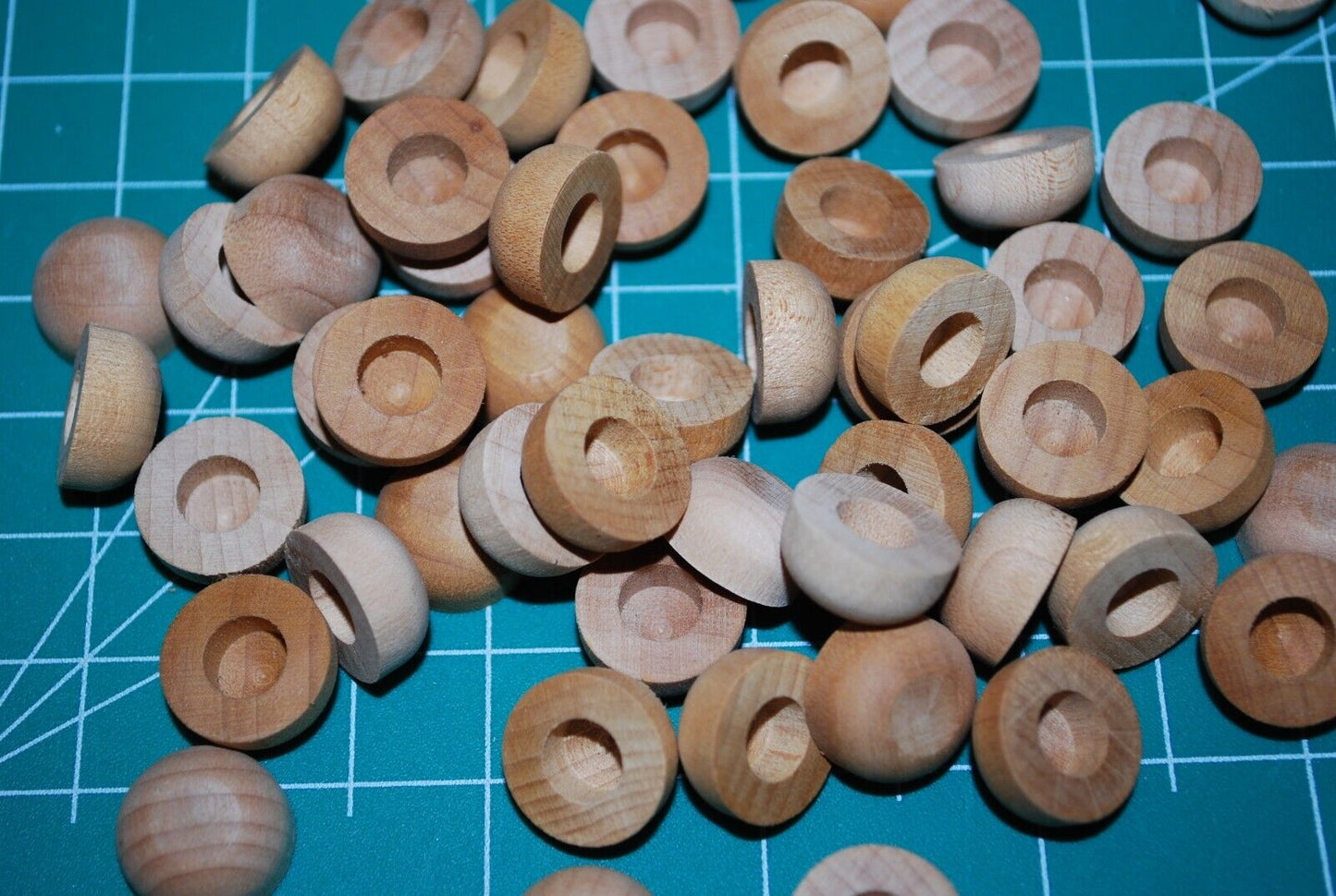 5/8" x 9/32" hole Unfinished Hardwood Toy Axle Dowel Cap 50pc Packs Lot #TA12