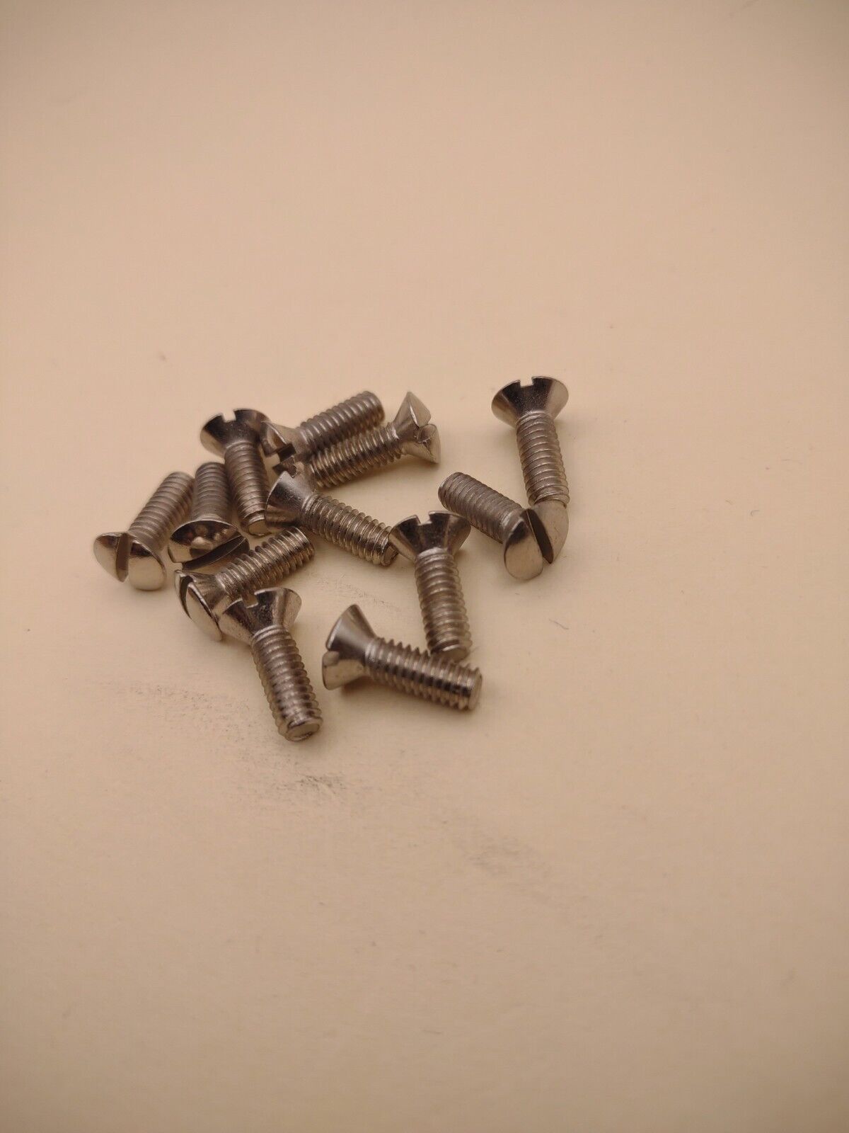 8-32 x 1/2" Oval Head Slotted Chrome Brass Machine Screws (12 pack) NOS CBMS11