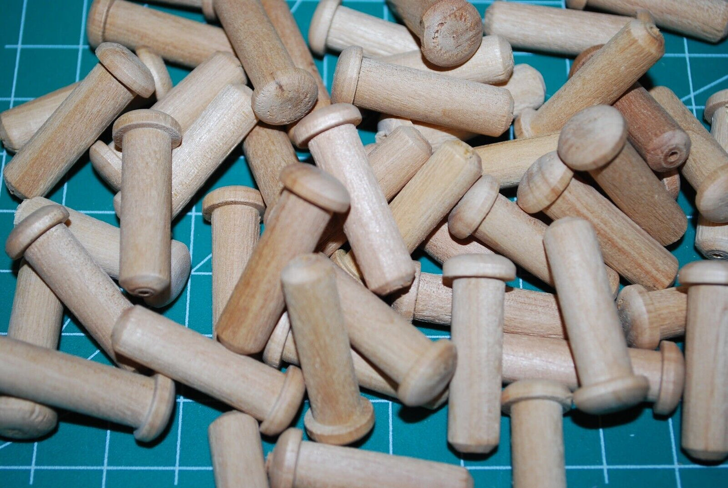 3/8" Tenon x 1-3/8" Unfinished Hardwood Toy Axle Peg 50pc Packs Lot #TA09