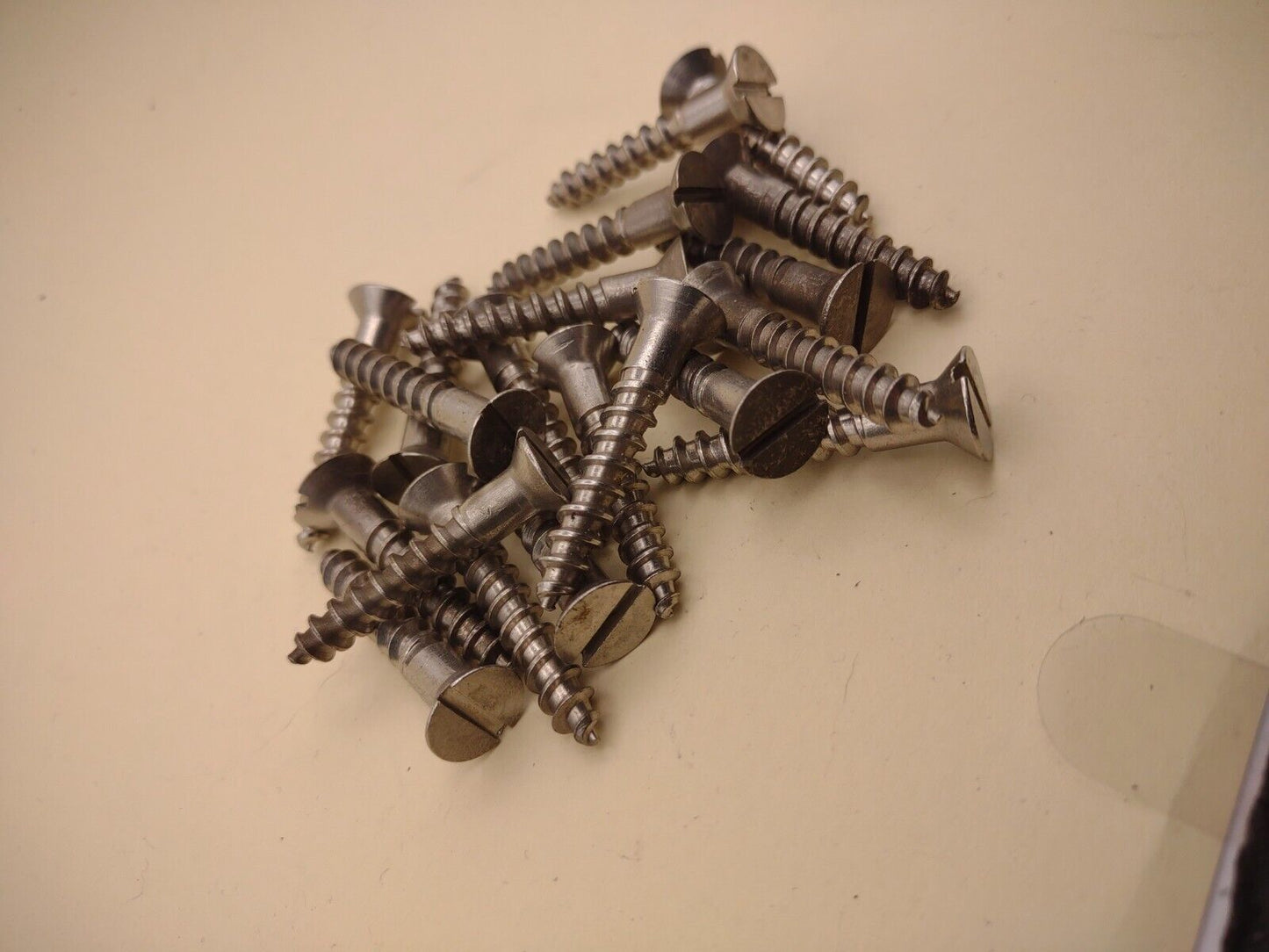 #14x 1-1/2" 18-8 Stainless Flat Head Slotted Marine Wood Screws (20) pack SSWS63