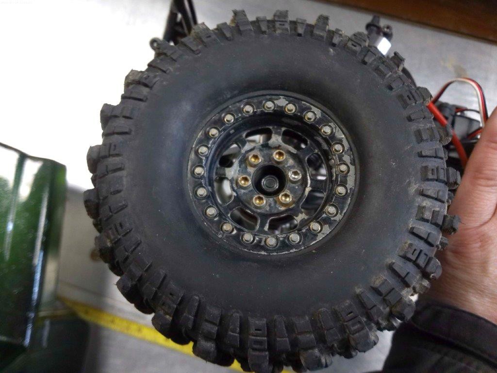 1/10 Axial SCX10 based Custom RC Crawler Truck – Metal Upgrades Portals RTR #009