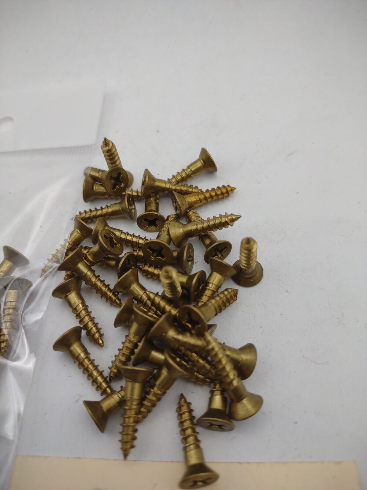 #6 x 5/8" Solid Brass Phillips FH Wood Screws (20) Pack- NOS - A013p