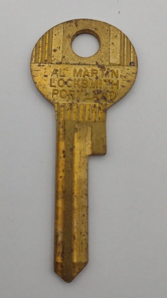 Vintage 3700 Key Blank - Auto glove box / trunk / lock Qty (1) #K002