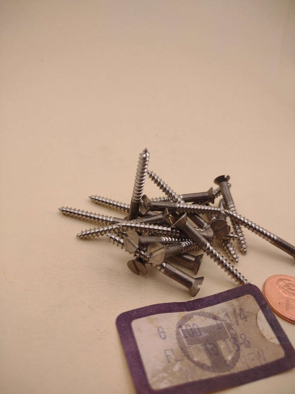 #6 x 1-1/4" 18-8 Stainless Flat Head Slotted Marine Wood Screws (20) pack SSWS05