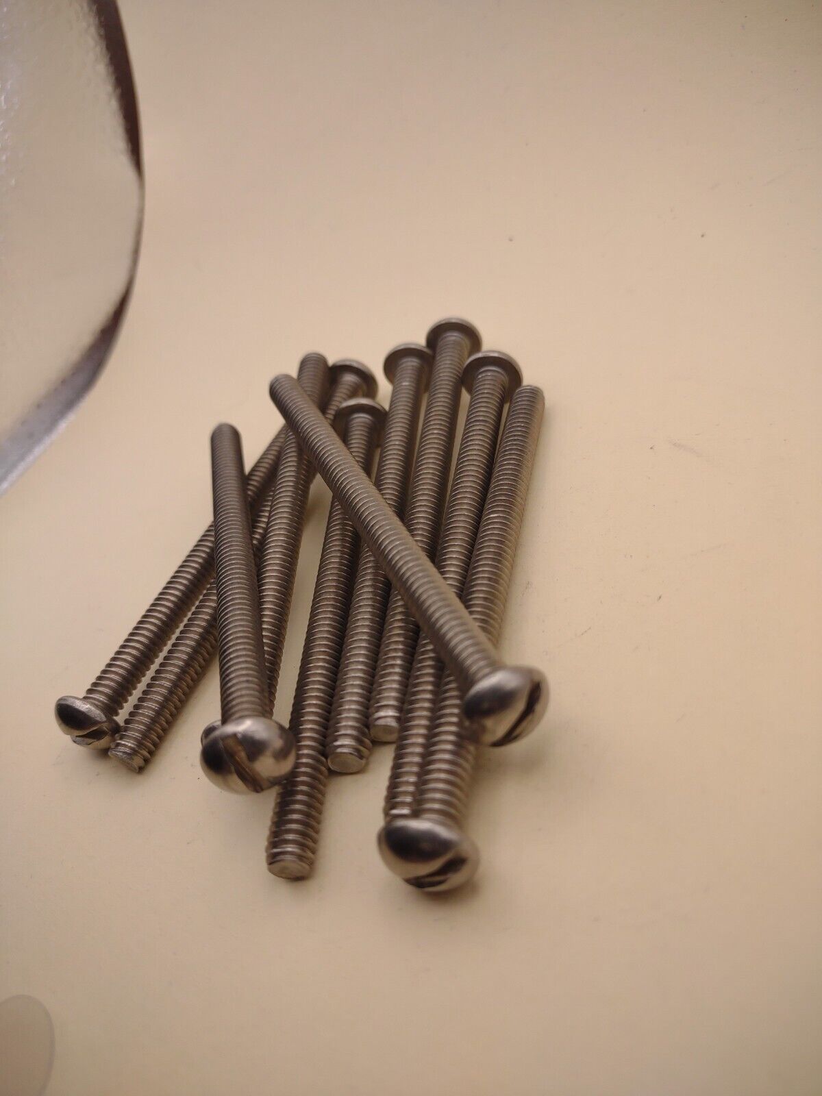 1/4"-20 x 3-1/2" 18-8 Stainless Round Head Slotted Machine Screws 10 pack SSMS82