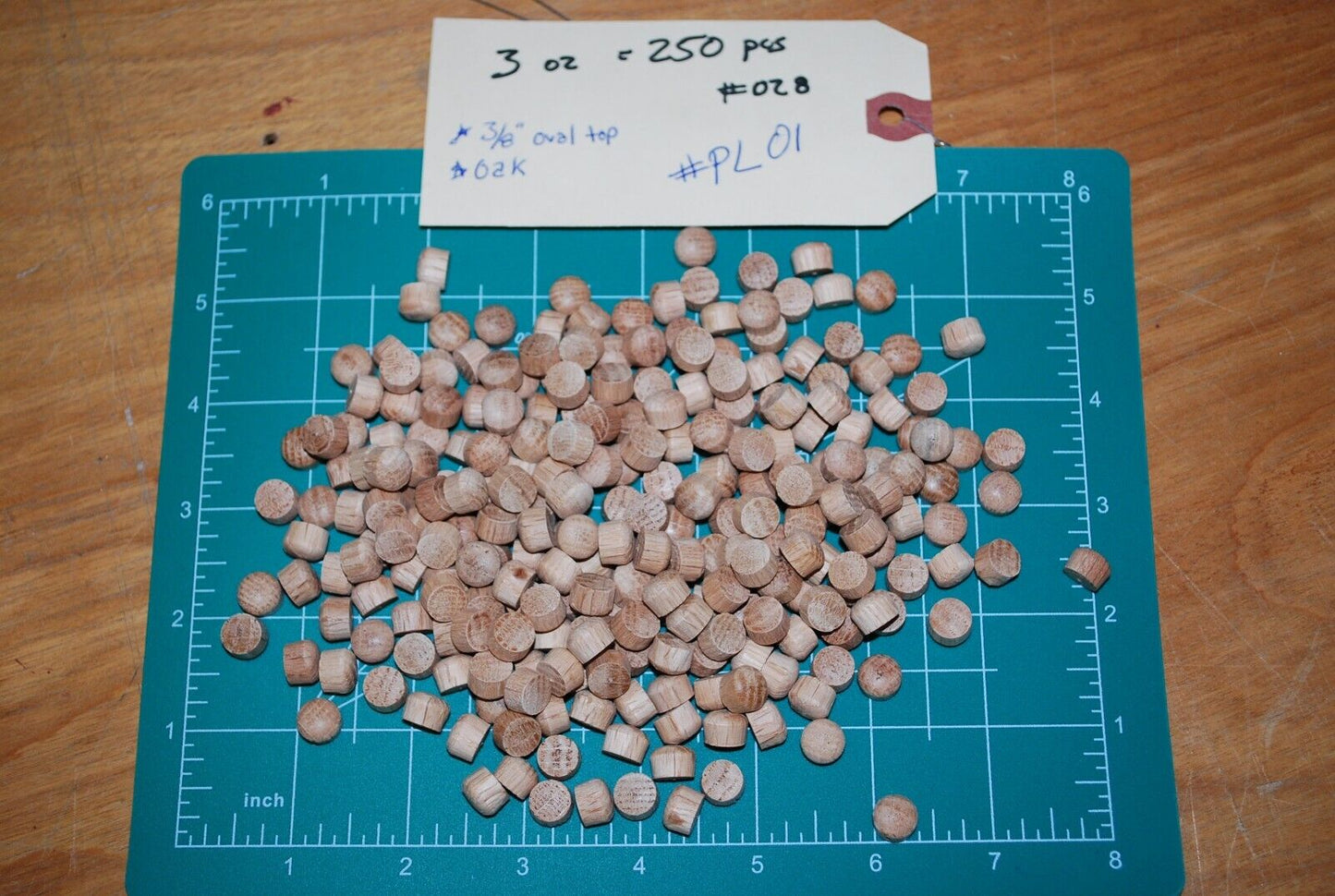 3/8" Oval Top Oak Wood Plugs 250pc Packs - PL01