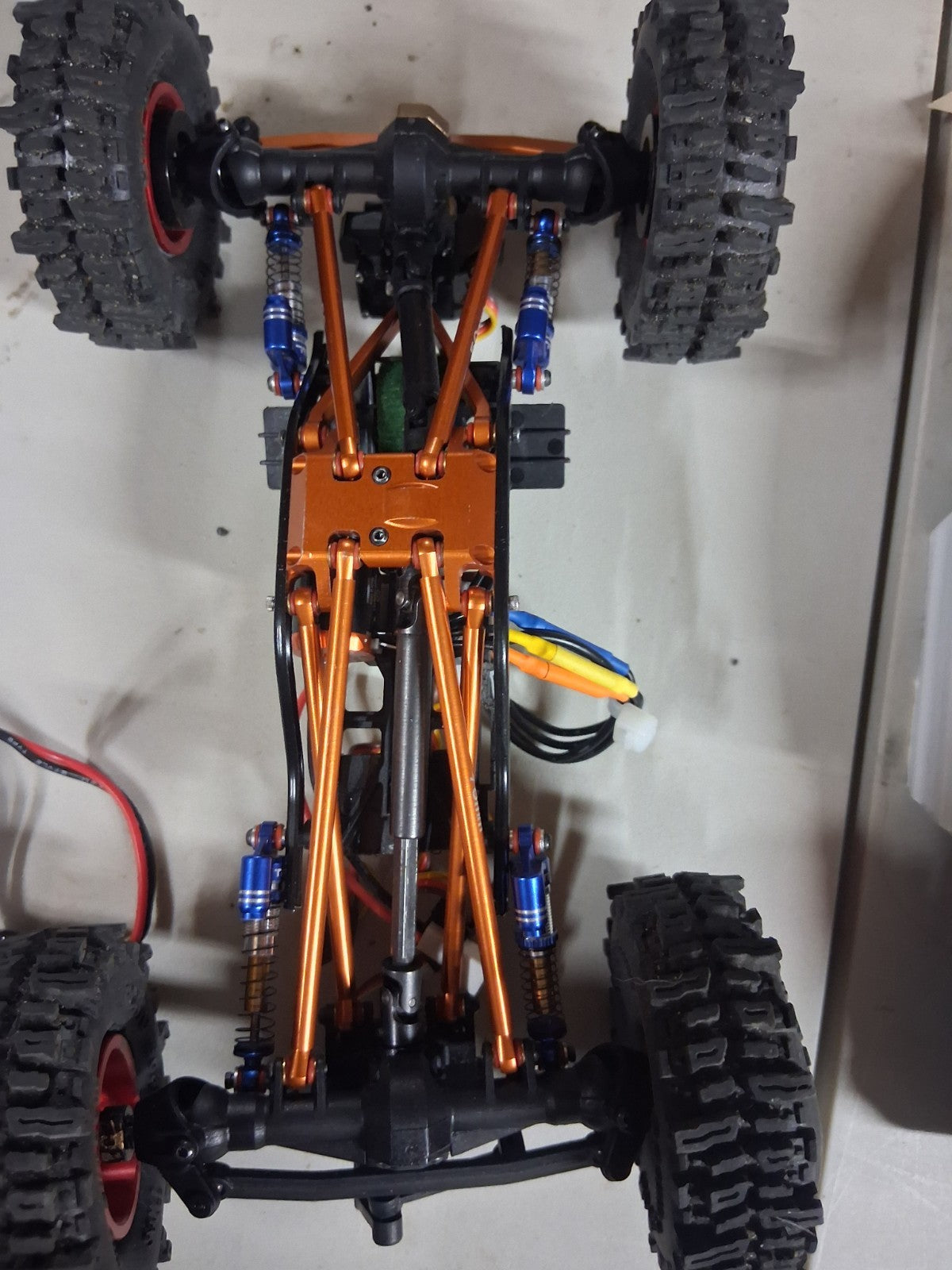 Highly Upgraded RC SCX24 Crawler, 4WS, Beadlocks, Brushless + Batt. - 80N-213