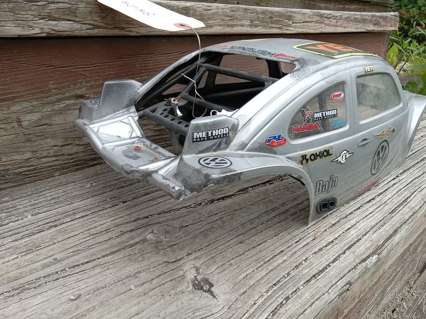 Axial Yeti Custom VW body w full Cage Body - complete to mount - 80N010