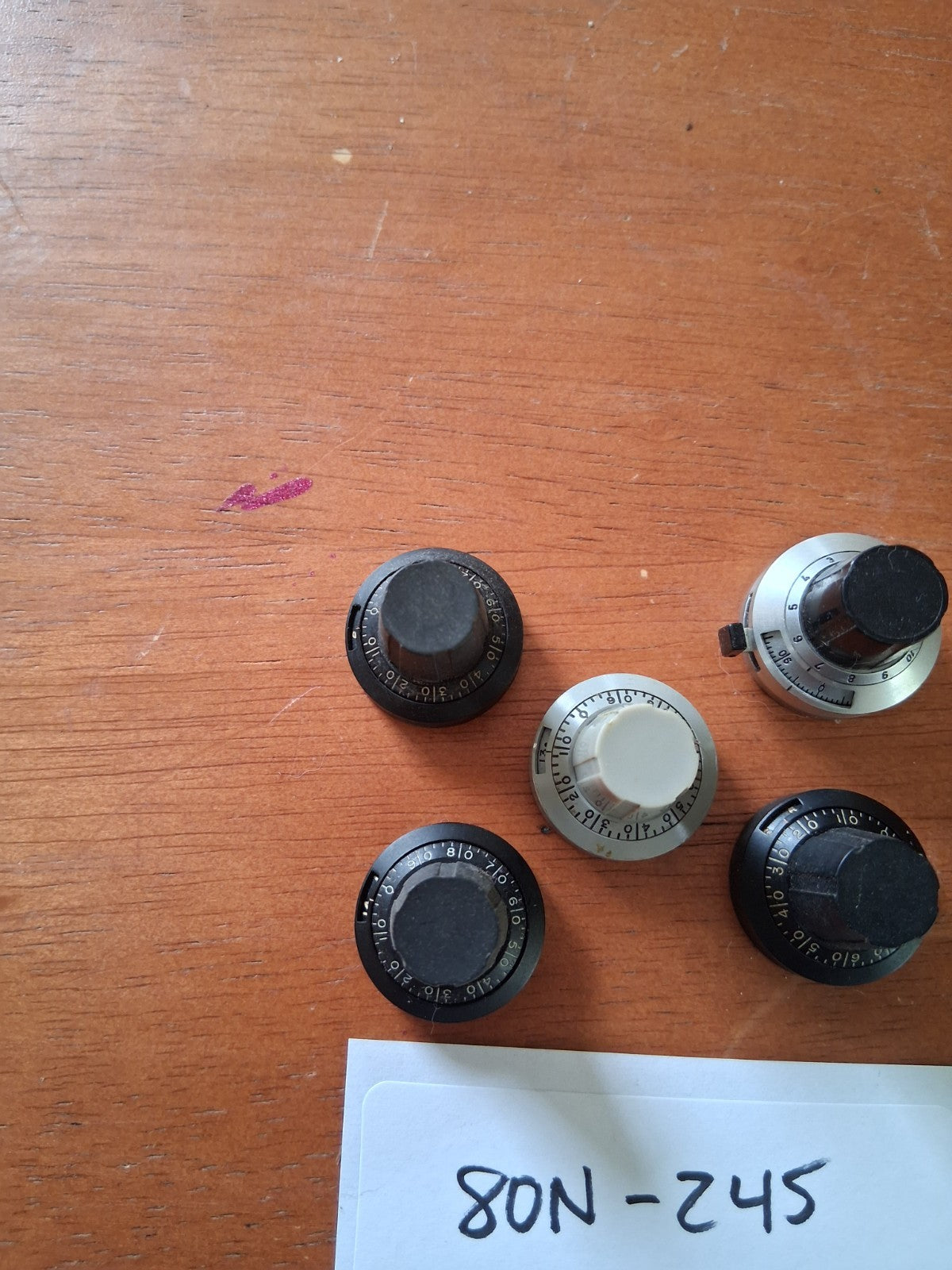 Lot of 5 Vintage DUODIAL Potentiometer Knobs - Used - working - 80N-245