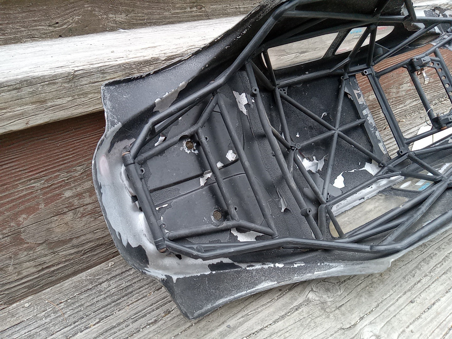 Axial Yeti Custom VW body w full Cage Body - complete to mount - 80N010