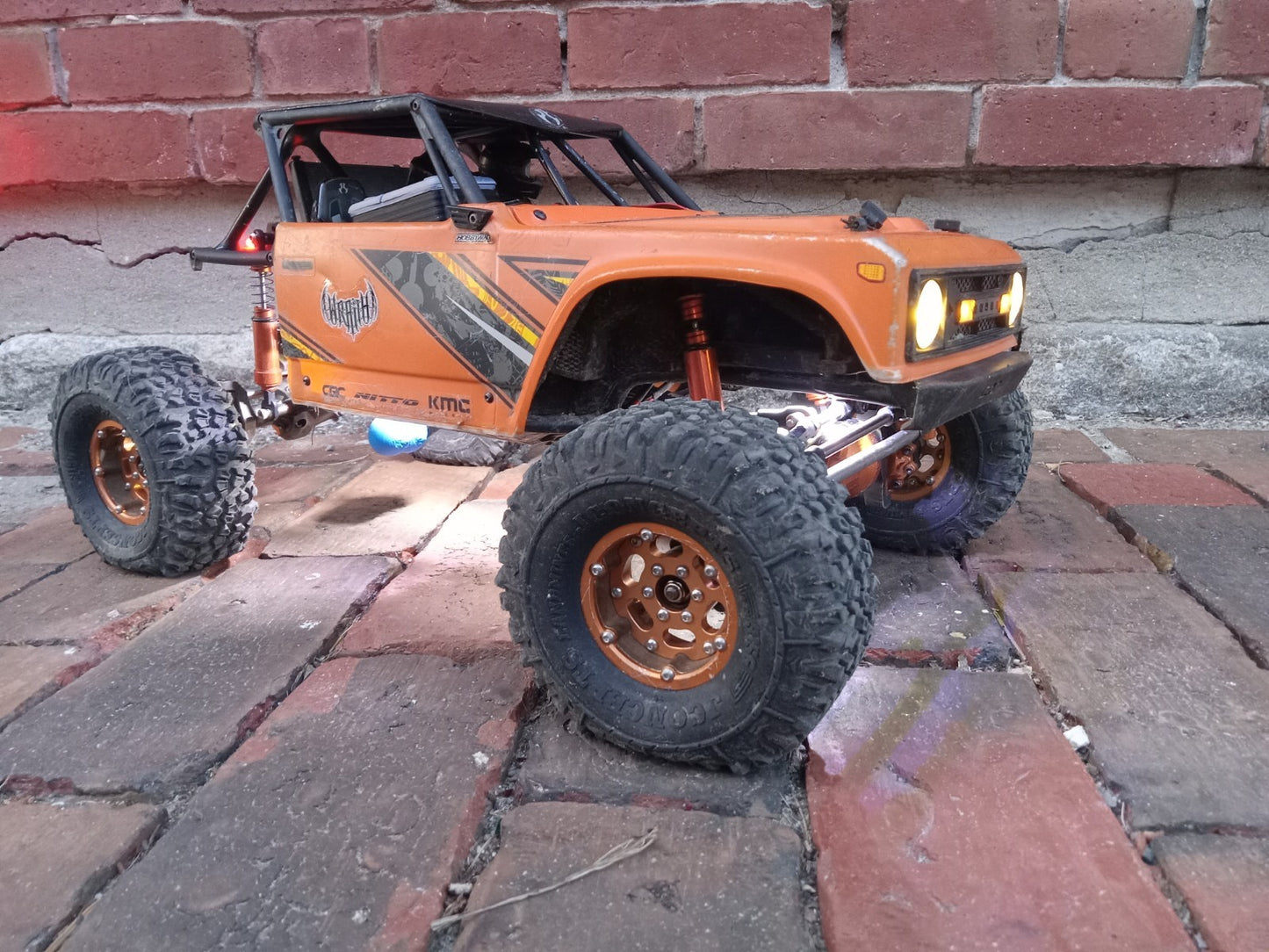 1.9 Axial Wraith 4ws fully upgraded heavy 1/10 rc Rock crawler Brushless