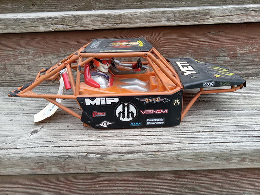 Axial Yeti Original Cage Body with metal panels & body mounts - custom - 80N002