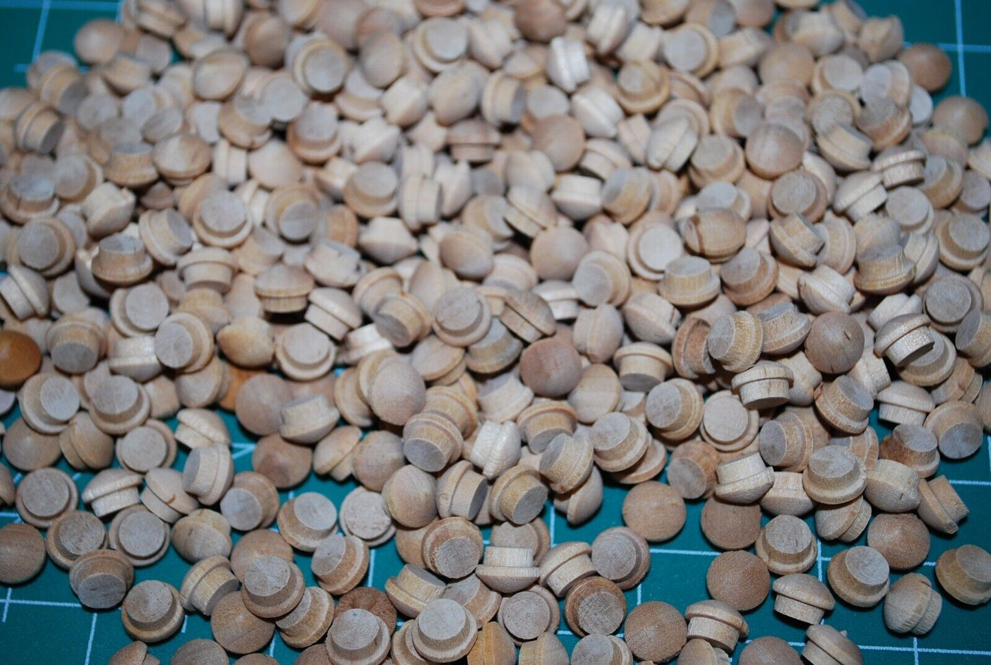 1/4" Mushroom Top Birch Wood Plugs 500pc Packs - PL20