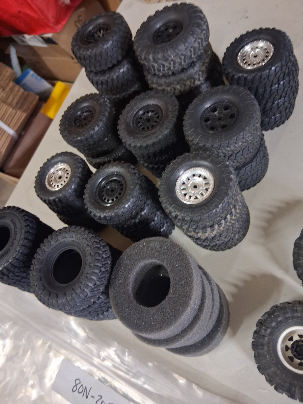 Lot Of Multiple aets of SCX 24 1/24 tires and wheels - 80N-205