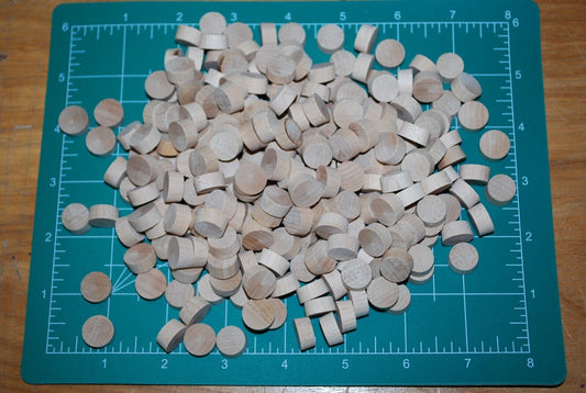 1/2" Flush Top Birch Wood Plugs 250pc Packs - PL08