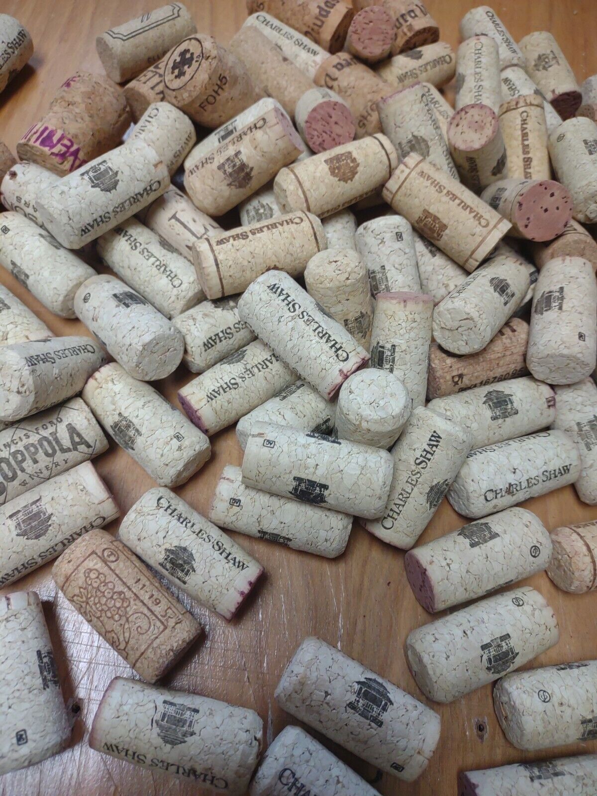 lots of (100) natural wine / champaign corks for crafts upcycling