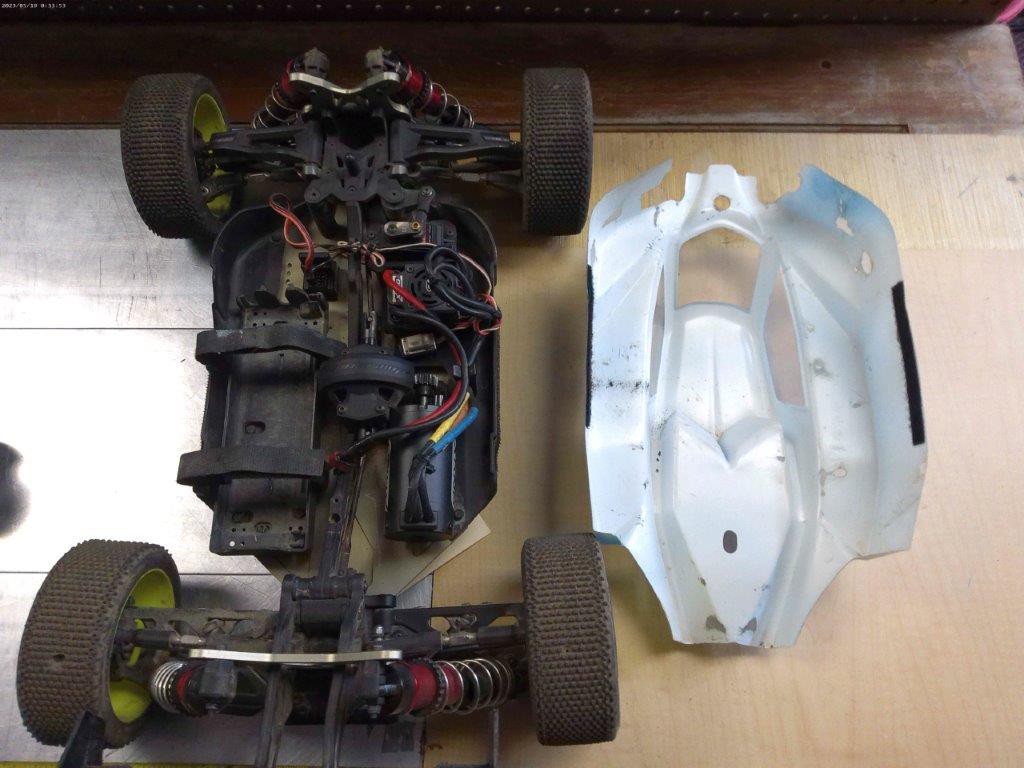 Durango DEX8 1/8 Scale 4wd RC Buggy – Used W/ remote #001
