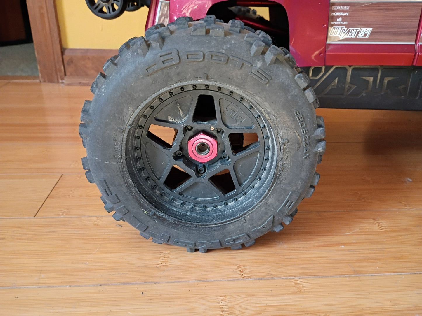 Arrma 1/5 Outcast 8s RC Stunt Truck, Used, With Batteries M2C Chassis RTR