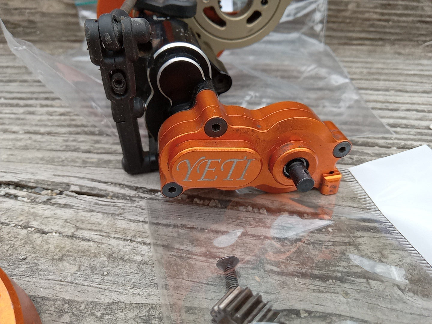 Hot Racing YETI Transmission & Transfer Case, metal gears 2spd, Tested - 80N004