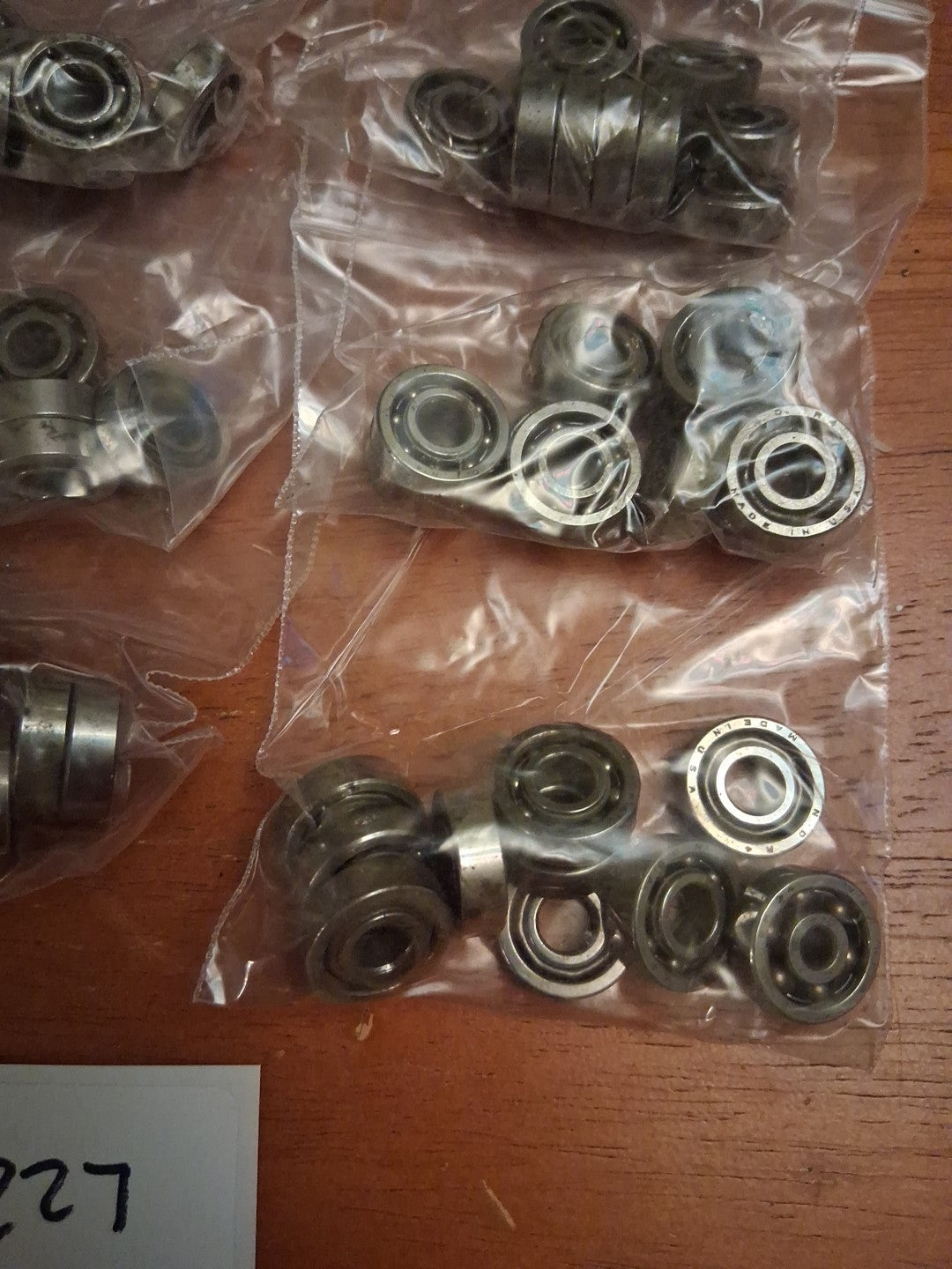 Lot of 203 vintage NOS New Departure R4 Precision Ball Bearings Lot 80N-227