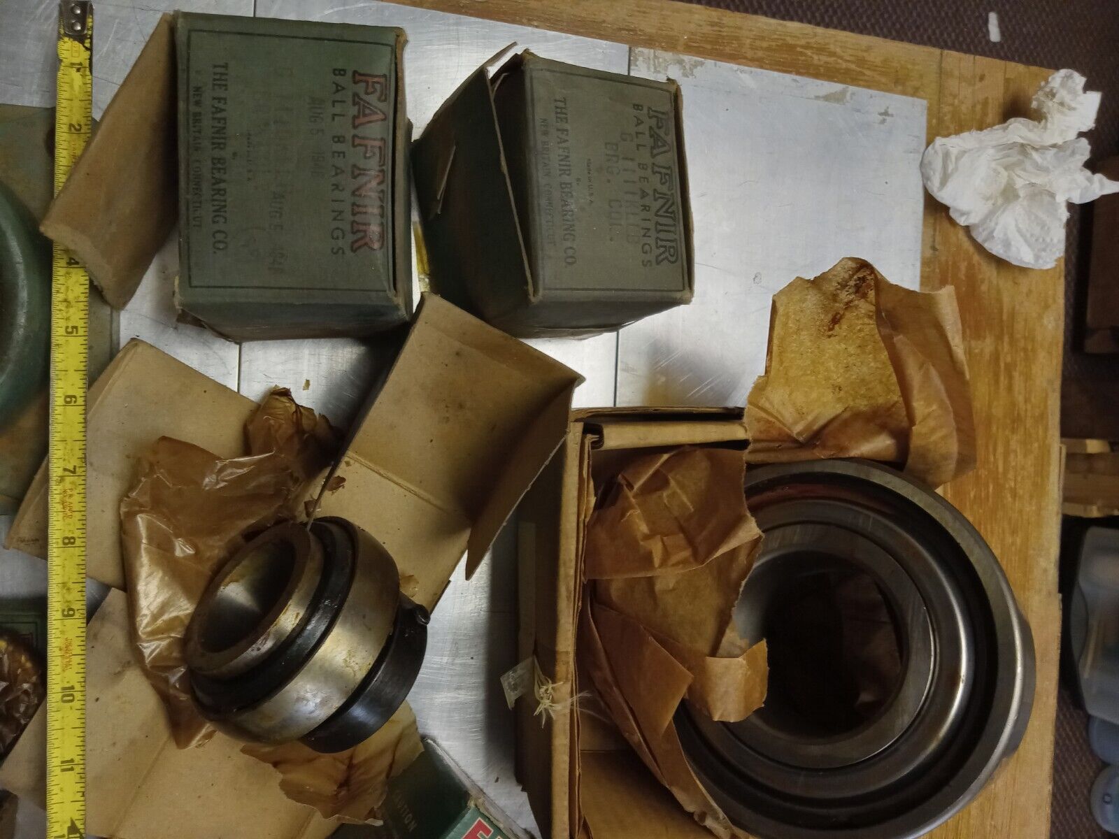 Huge lot of antique ball bearings - Fafnir, MRC 60pcs 100+lbs - Metal Art Assort