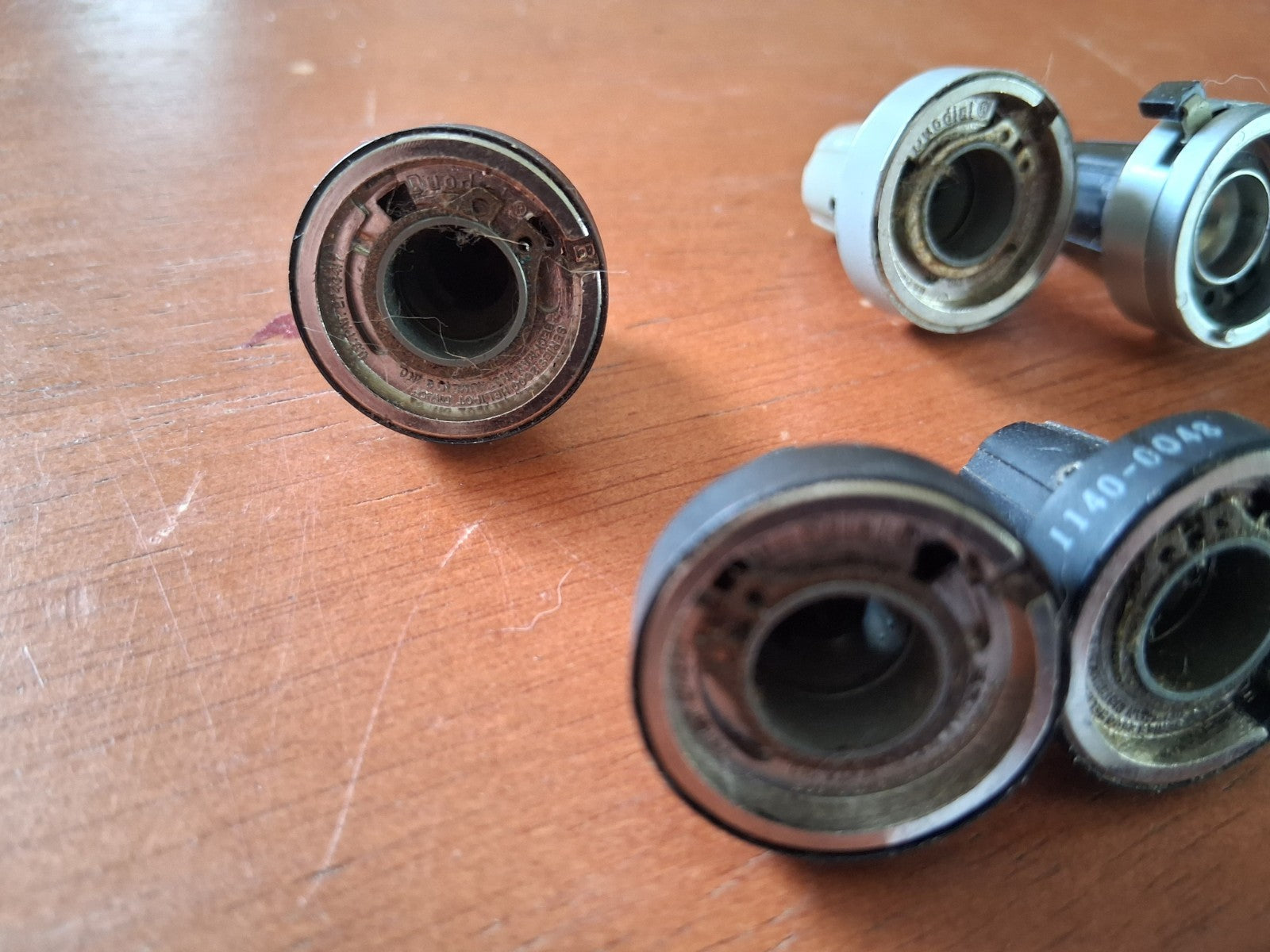 Lot of 5 Vintage DUODIAL Potentiometer Knobs - Used - working - 80N-245