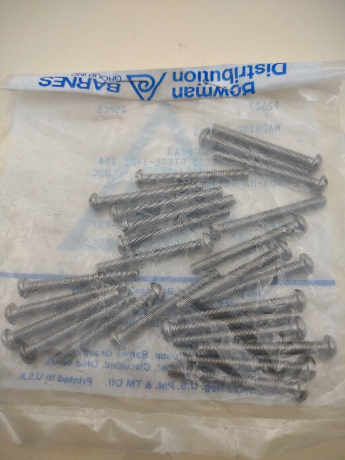 8-32 x 1-1/2" 18-8 Stainless Round Head Slotted Machine Screws 25 pack SSMS04