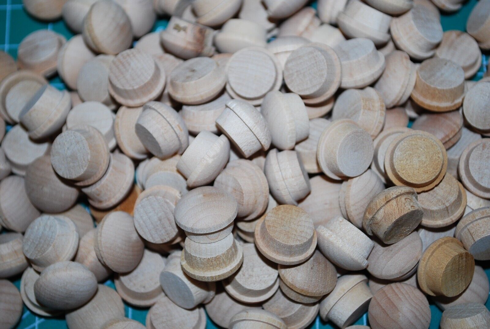 1/2" Mushroom Top Birch Wood Plugs 150pc Packs - PL15