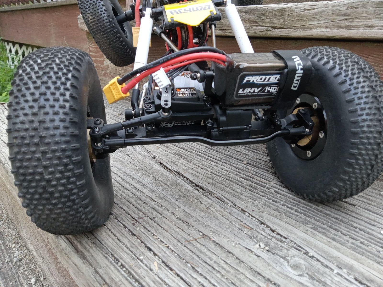 RC4WD BULLY II MOA Rock Crawler W/ Radio & Battery