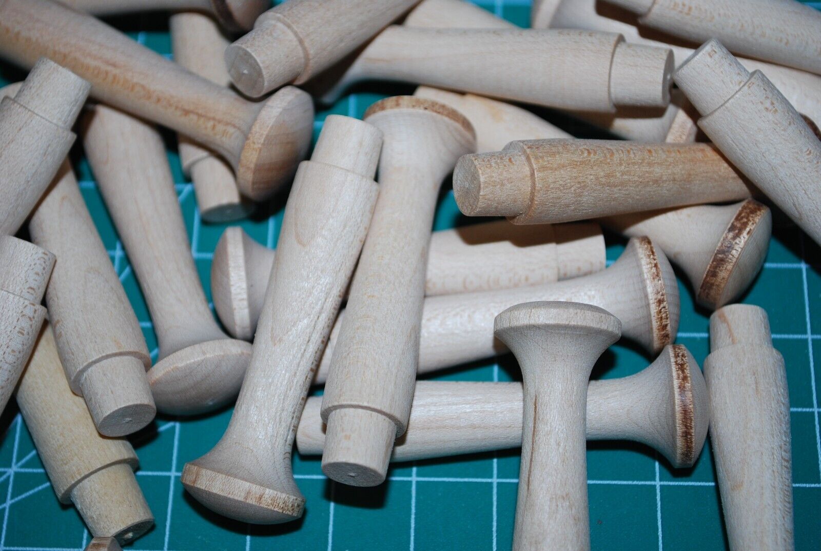 2-1/8" Unfinished Hardwood Shaker Peg 25pc Packs Lot #SP06